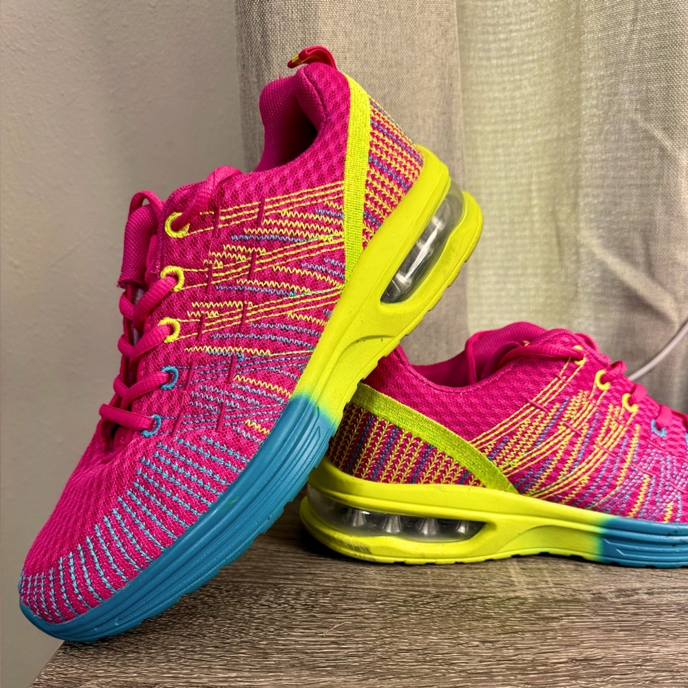Vibrant Pink OMEGA WALK size 8.5